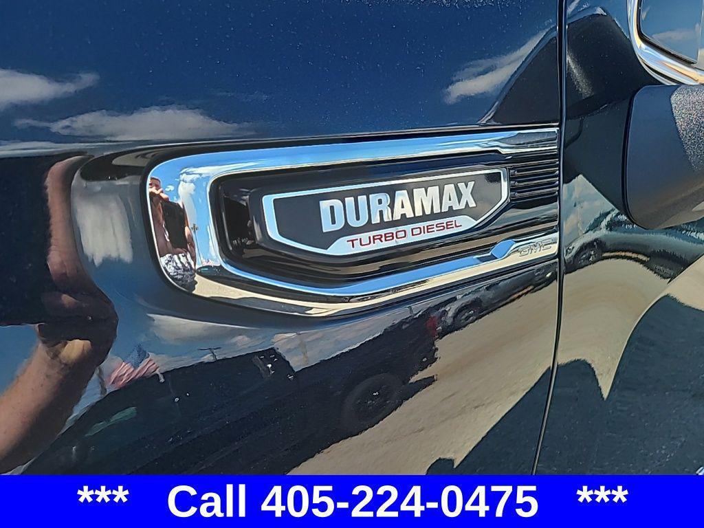 new 2025 GMC Sierra 1500 car, priced at $69,900