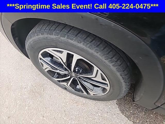 used 2020 Hyundai Santa Fe car, priced at $20,000