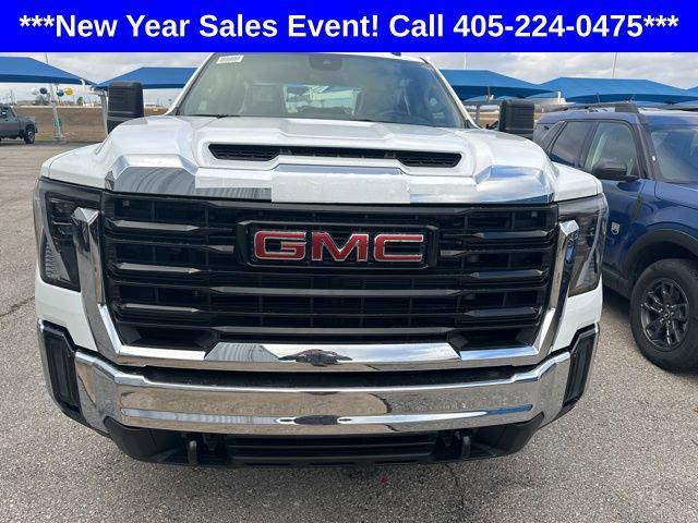 new 2025 GMC Sierra 2500 car, priced at $52,500