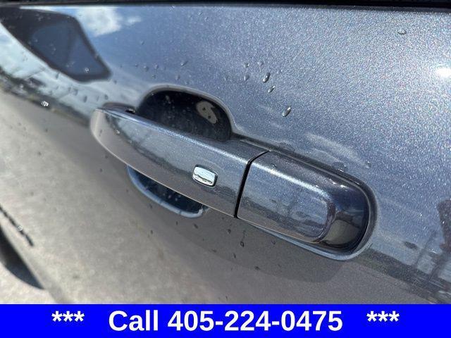 used 2022 Chevrolet Equinox car, priced at $23,750
