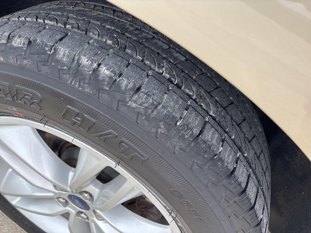 used 2018 Ford Edge car, priced at $14,900