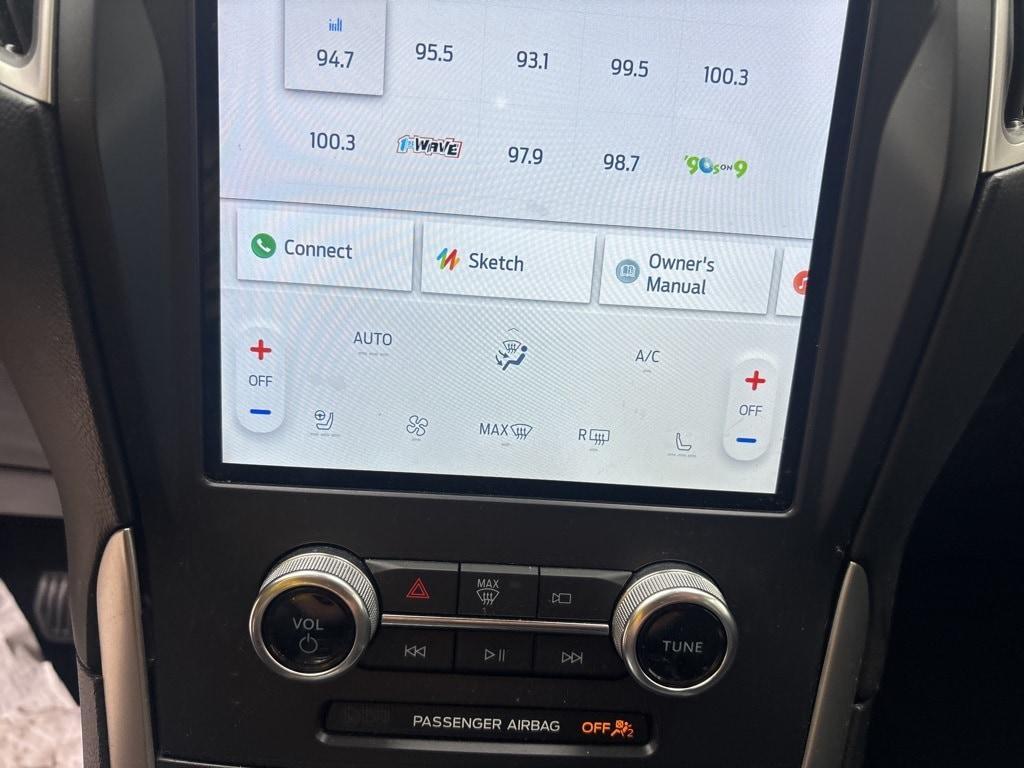 used 2022 Ford Edge car, priced at $25,300