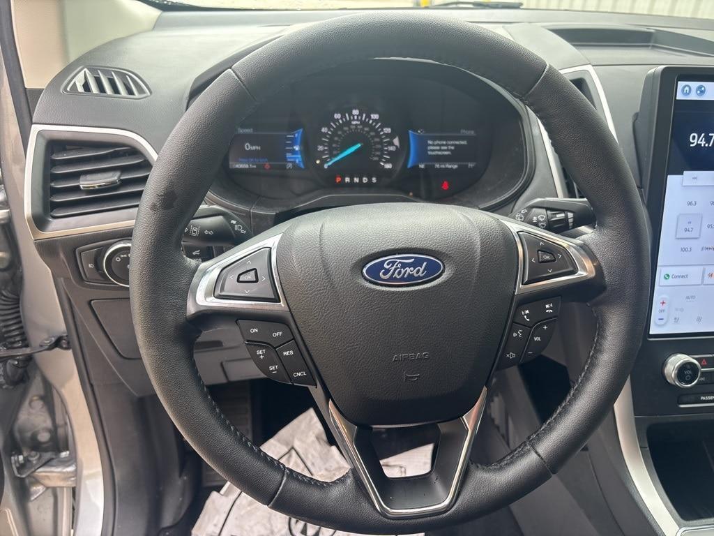 used 2022 Ford Edge car, priced at $25,300
