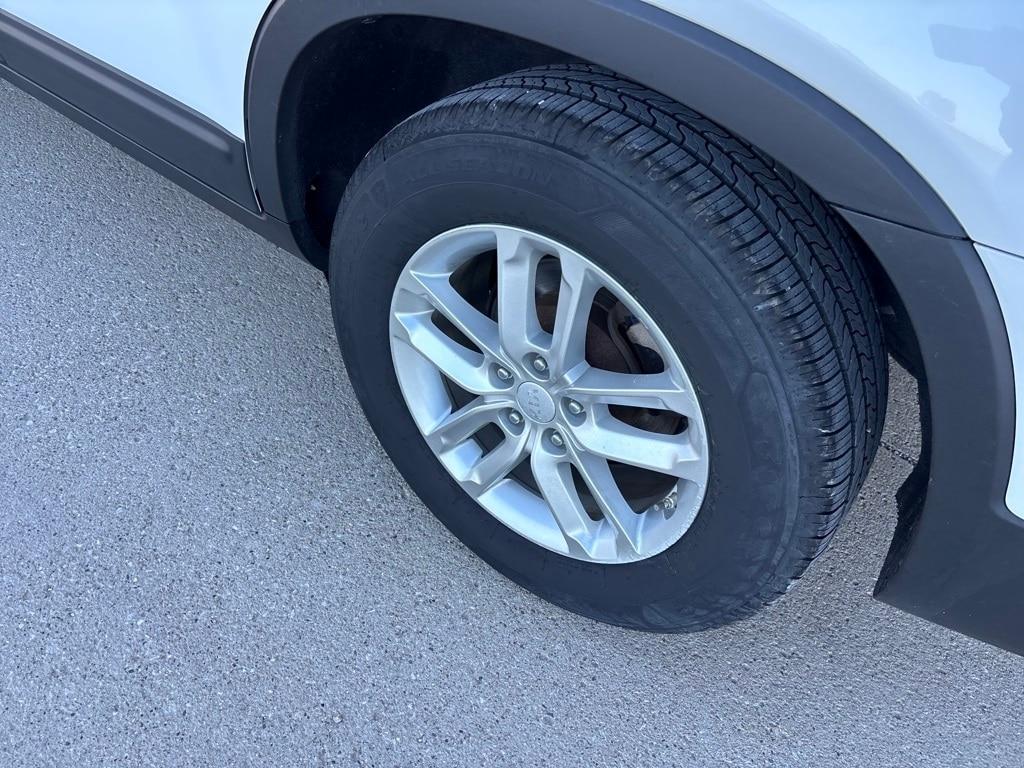 used 2014 Kia Sorento car, priced at $8,500