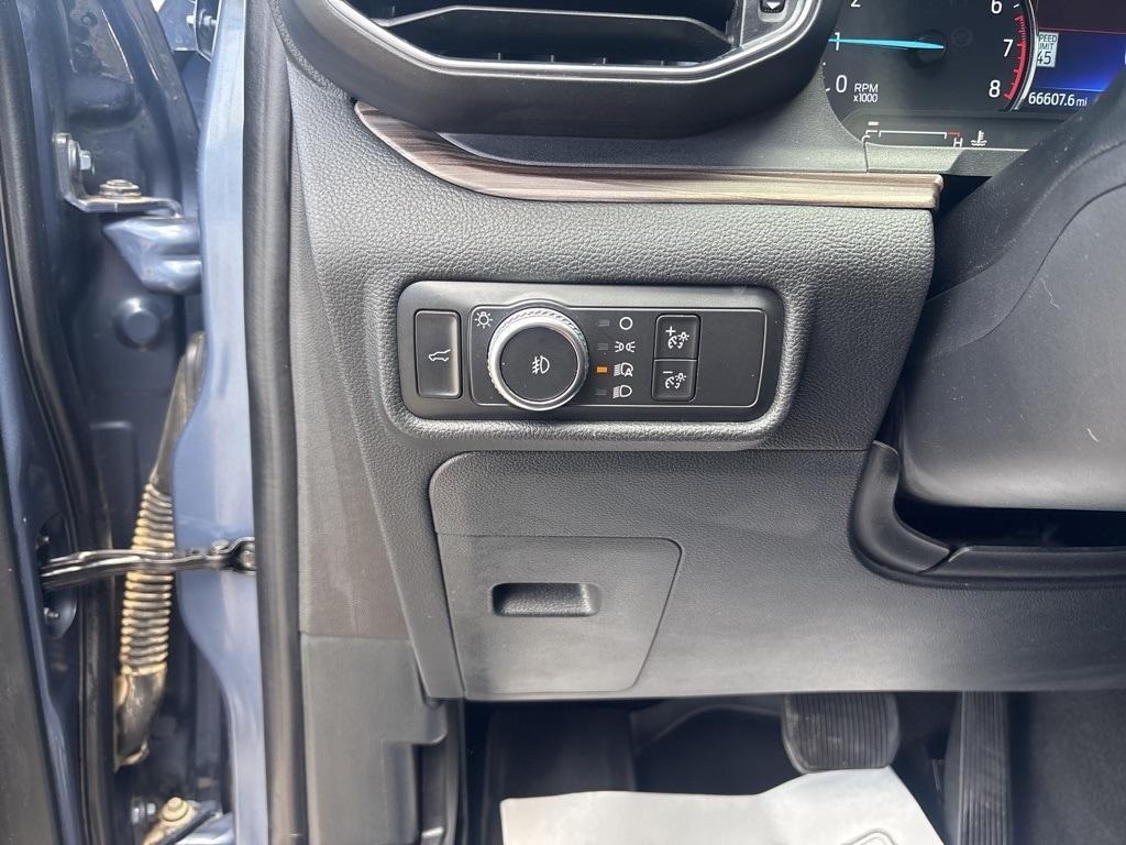used 2021 Ford Explorer car, priced at $27,900