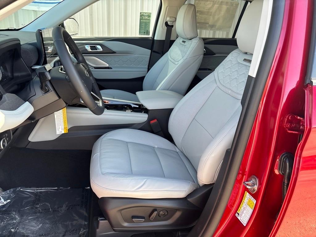 new 2025 Ford Explorer car, priced at $60,340