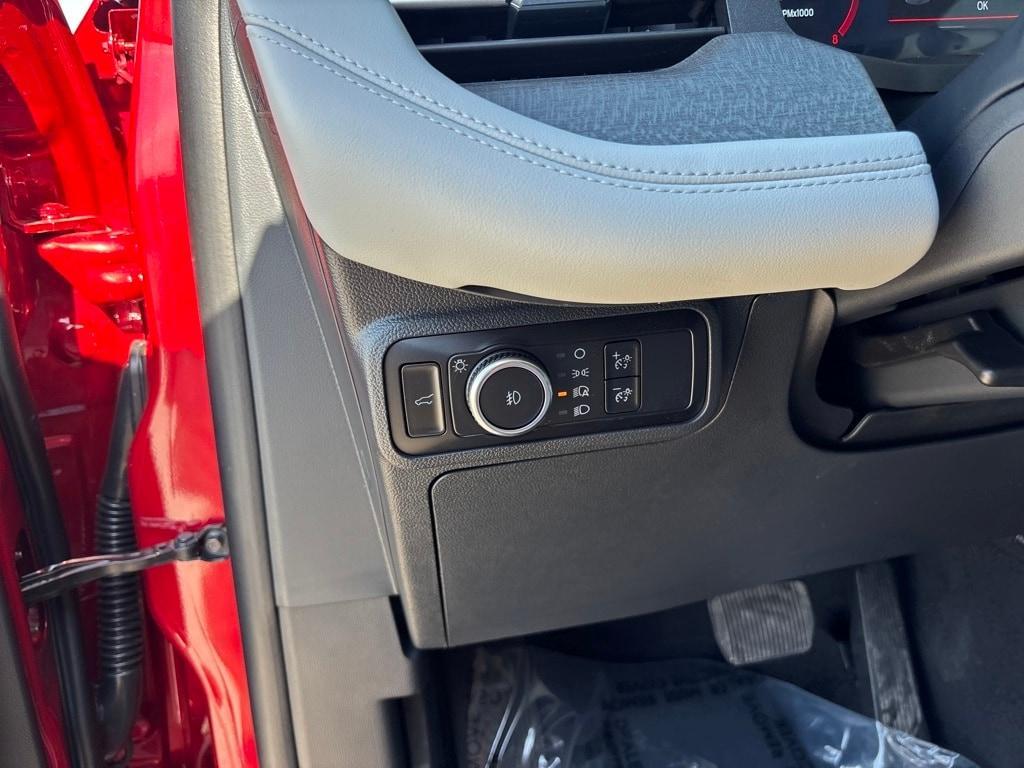 new 2025 Ford Explorer car, priced at $60,340