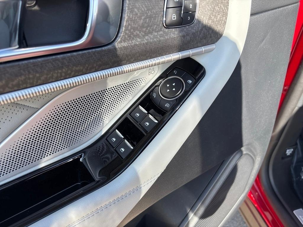 new 2025 Ford Explorer car, priced at $60,340