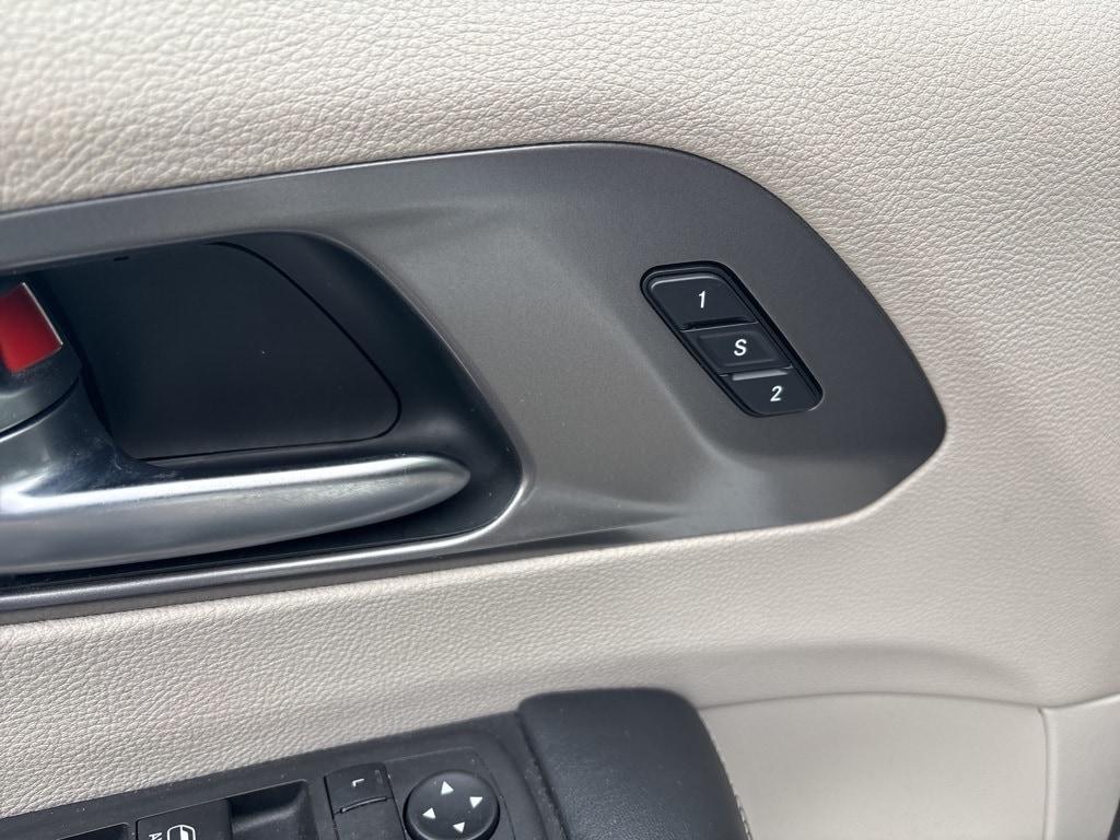 used 2022 Chrysler Pacifica car, priced at $20,250