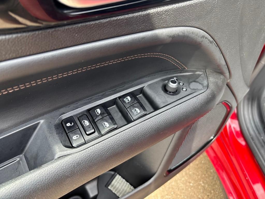 used 2023 Jeep Compass car, priced at $22,900