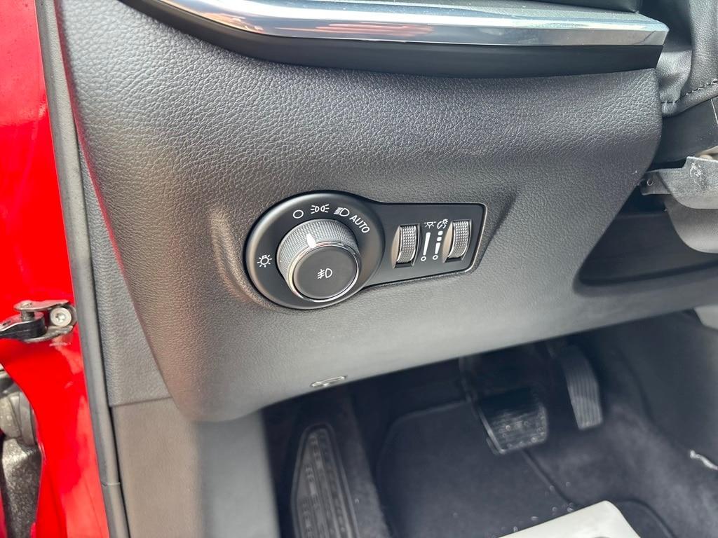 used 2023 Jeep Compass car, priced at $22,900