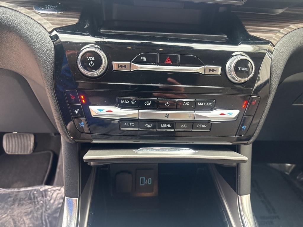 used 2023 Ford Explorer car, priced at $32,900