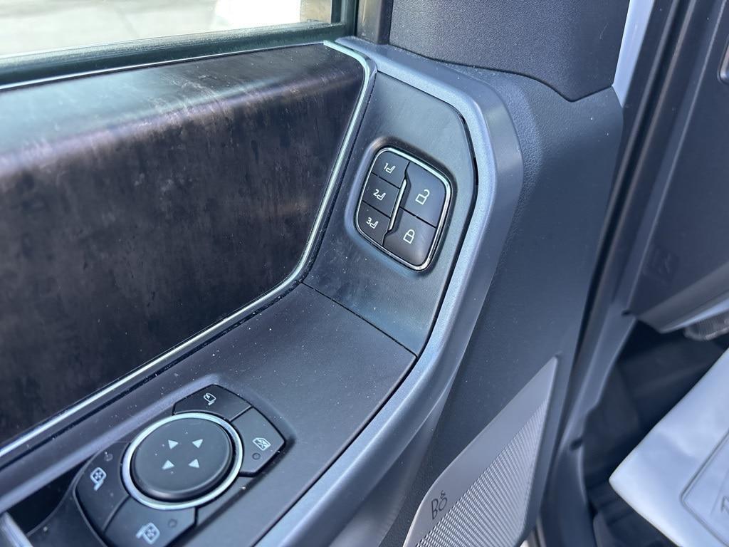 used 2021 Ford F-150 car, priced at $41,900