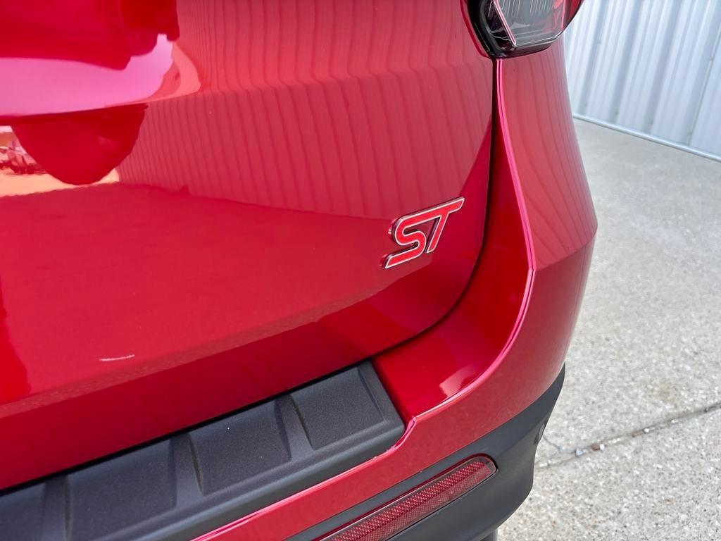 new 2025 Ford Explorer car, priced at $57,551