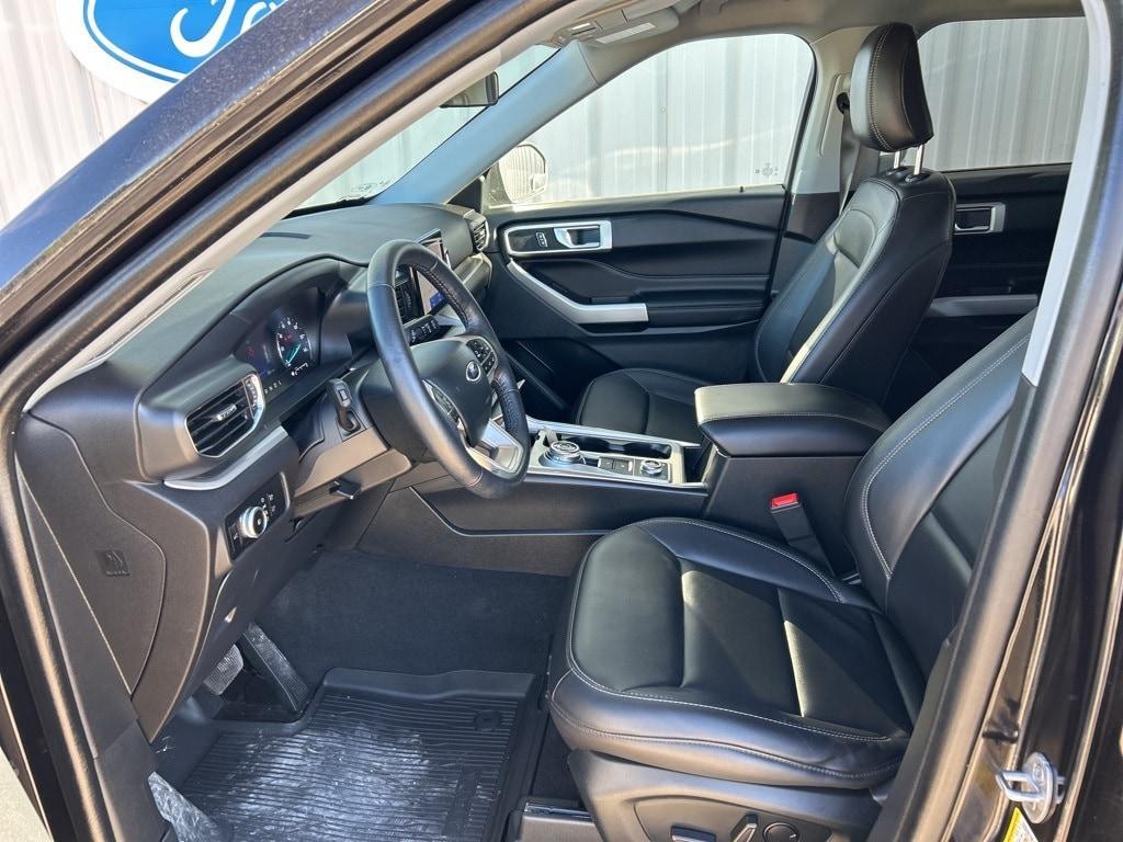 used 2023 Ford Explorer car, priced at $33,900
