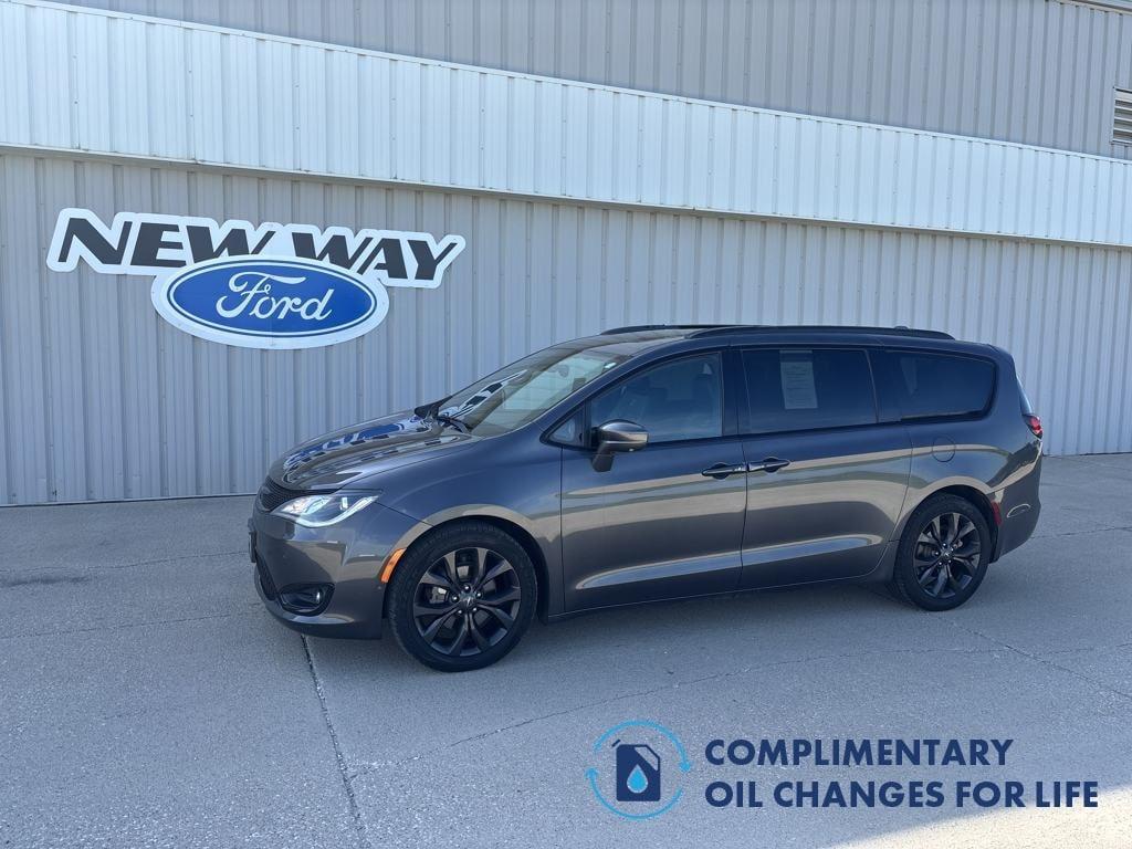 used 2019 Chrysler Pacifica car, priced at $18,900