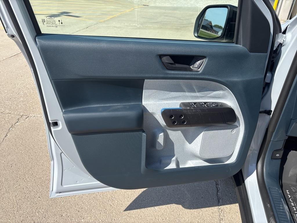 new 2025 Ford Maverick car, priced at $36,070