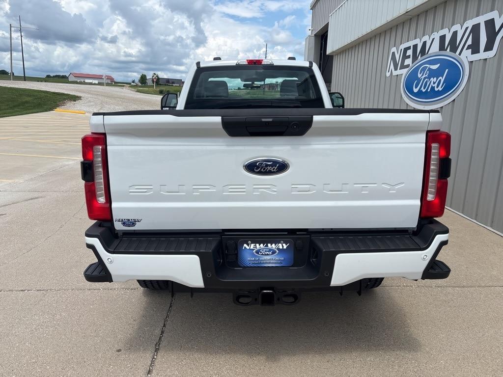 new 2025 Ford F-350 car, priced at $58,670