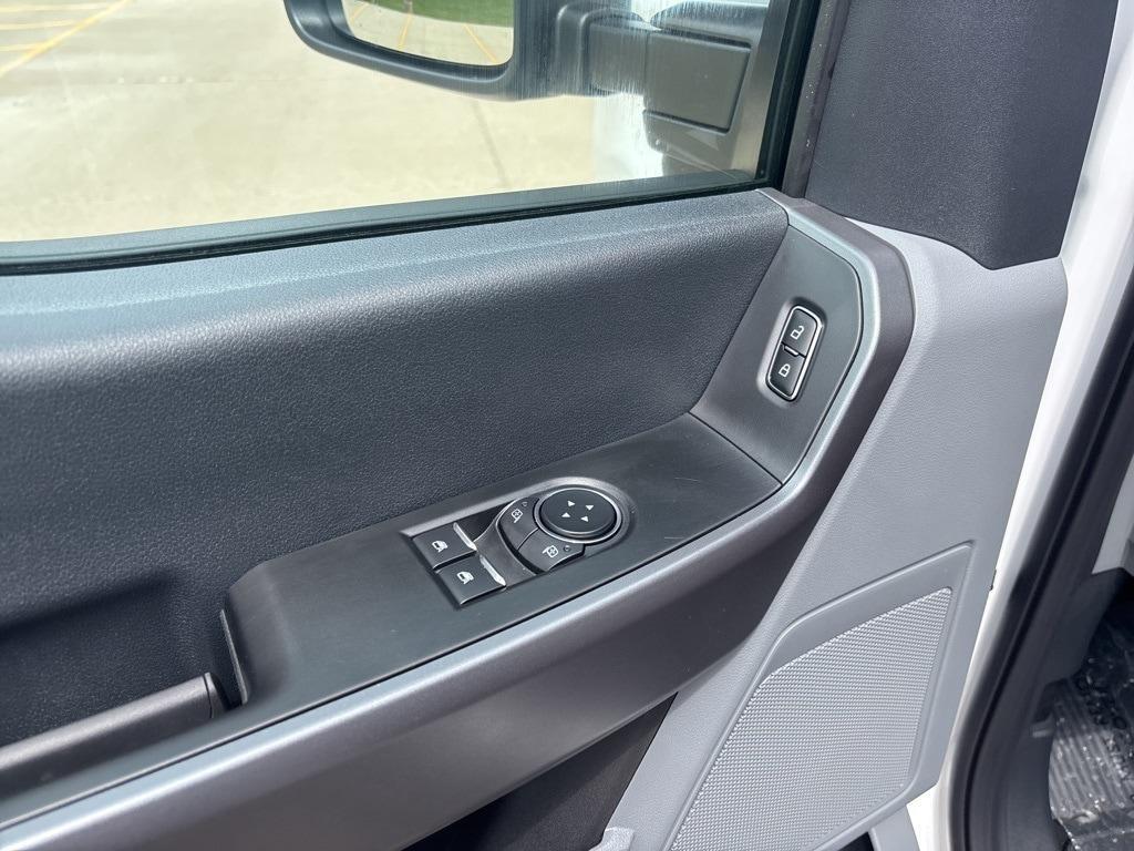 new 2025 Ford F-350 car, priced at $58,670