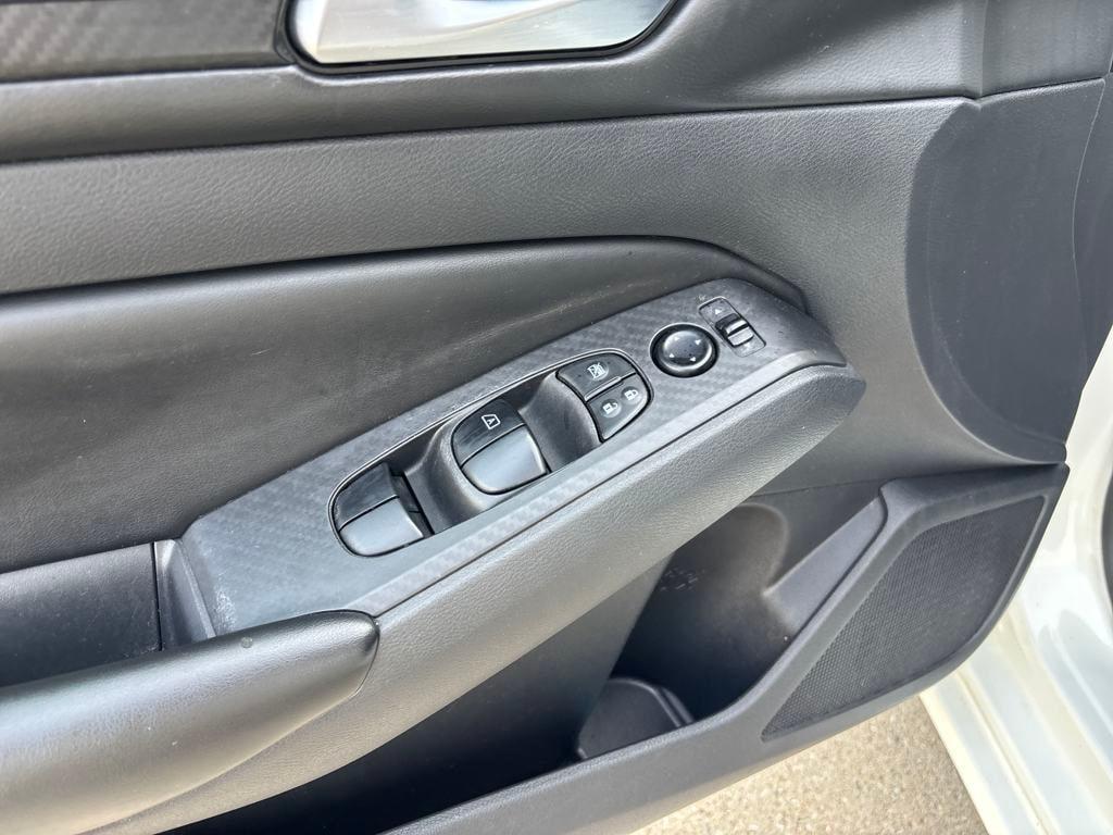used 2022 Nissan Altima car, priced at $18,600