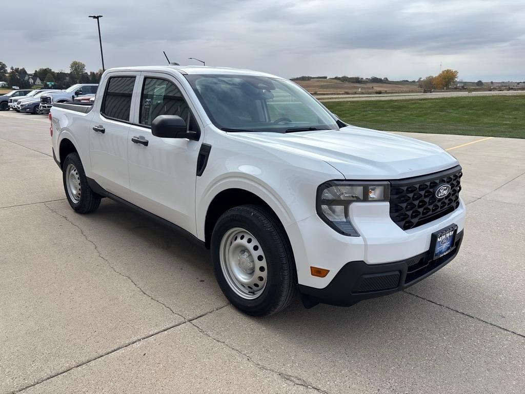 new 2025 Ford Maverick car, priced at $29,266