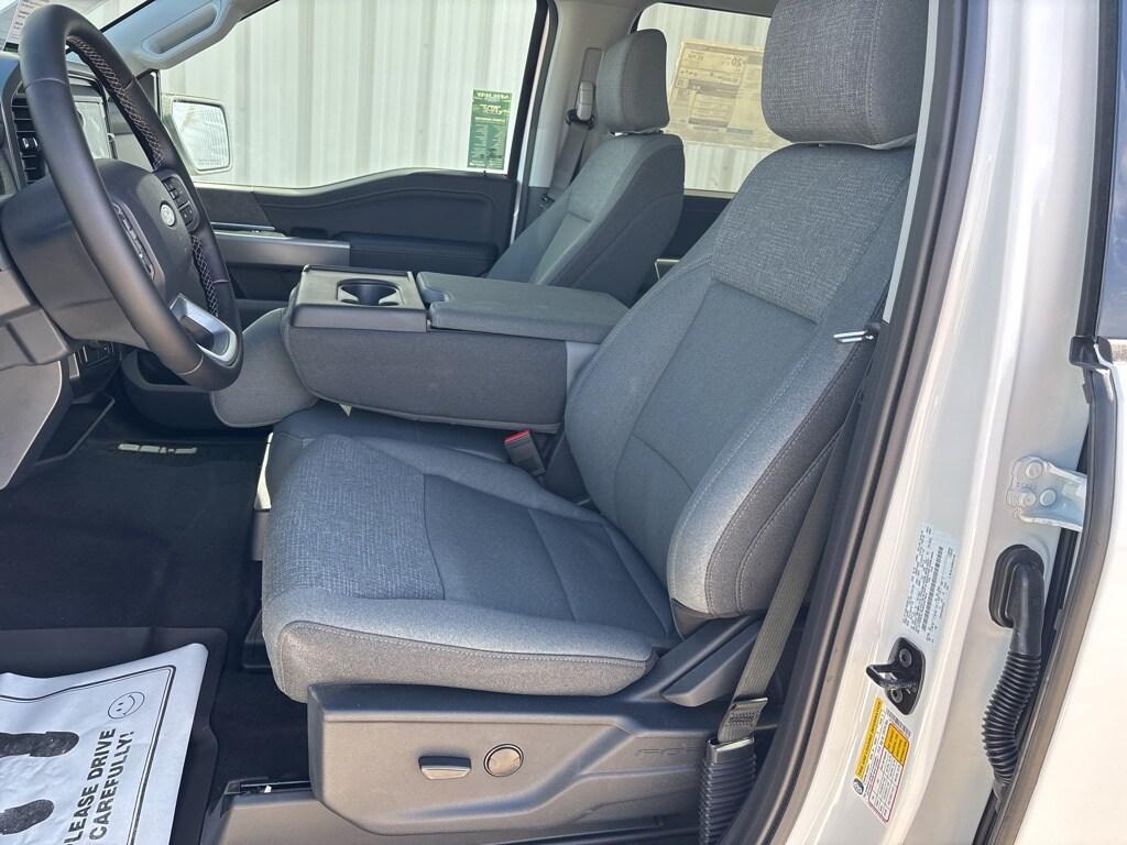 new 2025 Ford F-150 car, priced at $47,933