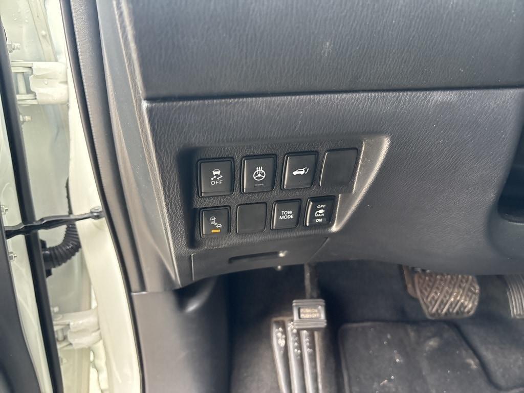 used 2020 Nissan Pathfinder car, priced at $19,250
