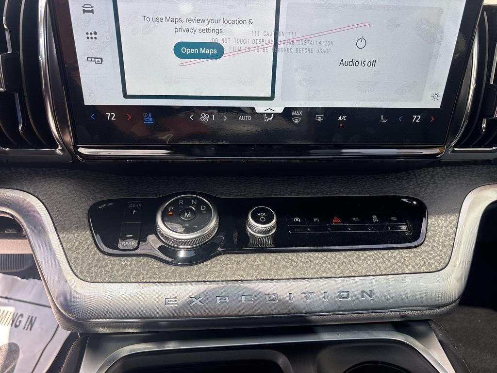 new 2025 Ford Expedition car, priced at $83,565