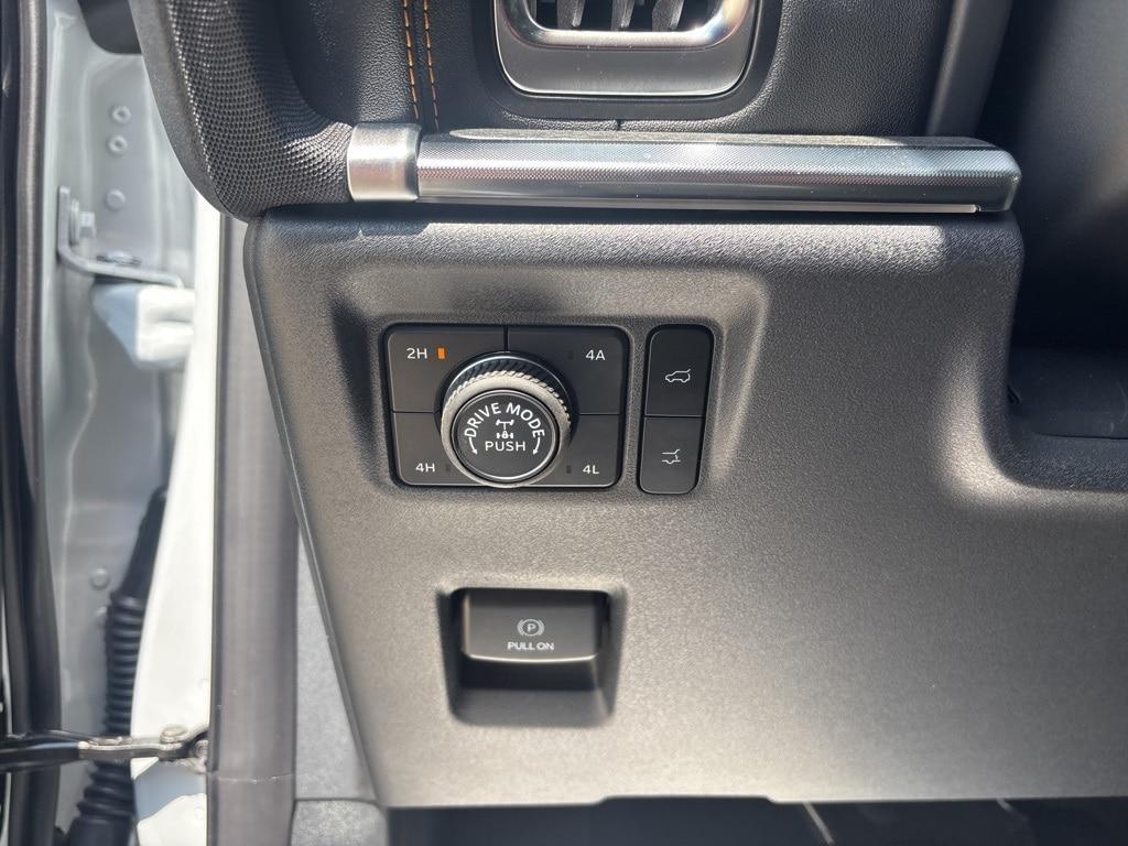 new 2025 Ford Expedition car, priced at $83,565