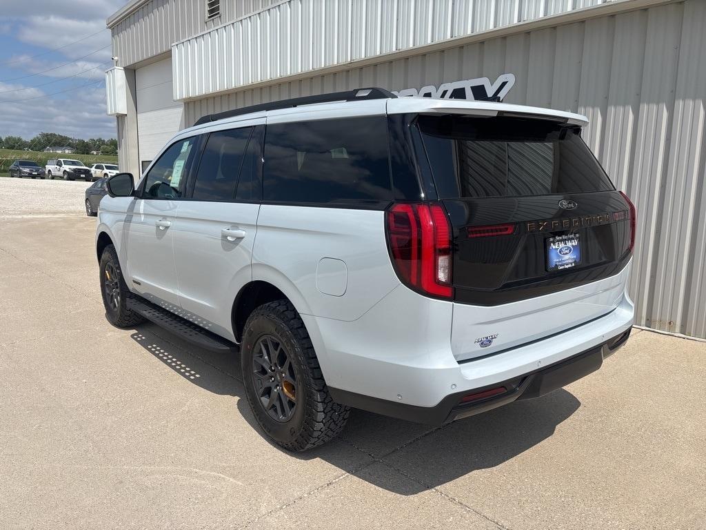 new 2025 Ford Expedition car, priced at $83,565