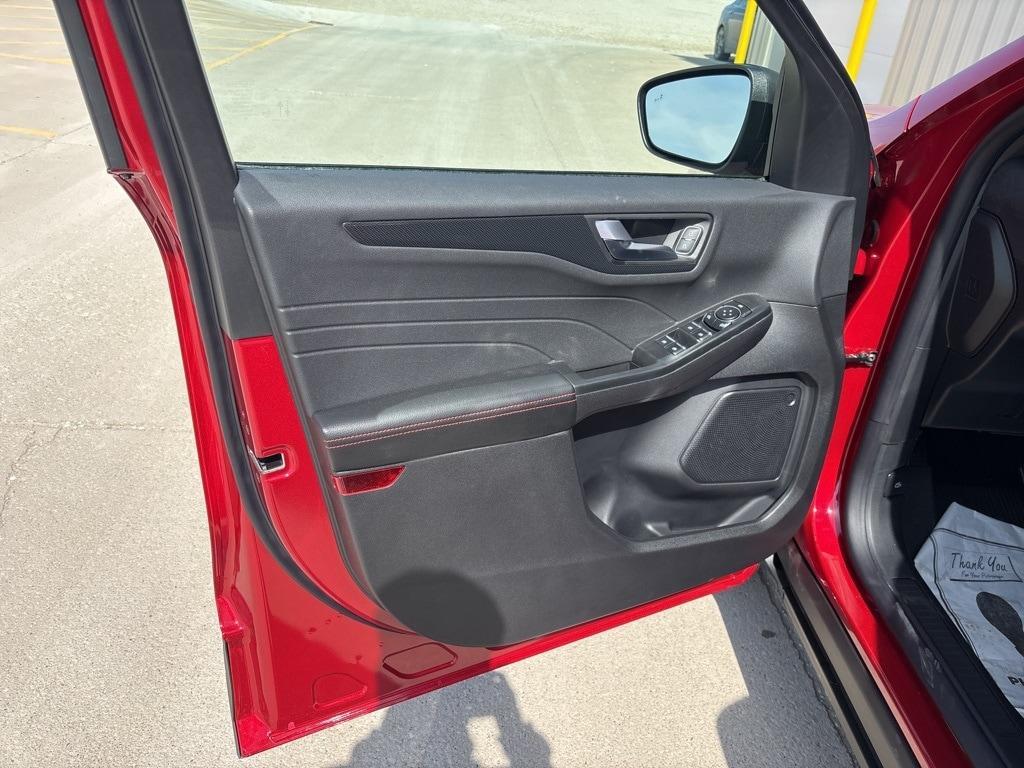 new 2025 Ford Escape car, priced at $30,342