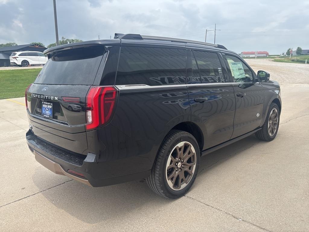 new 2025 Ford Expedition car, priced at $85,850