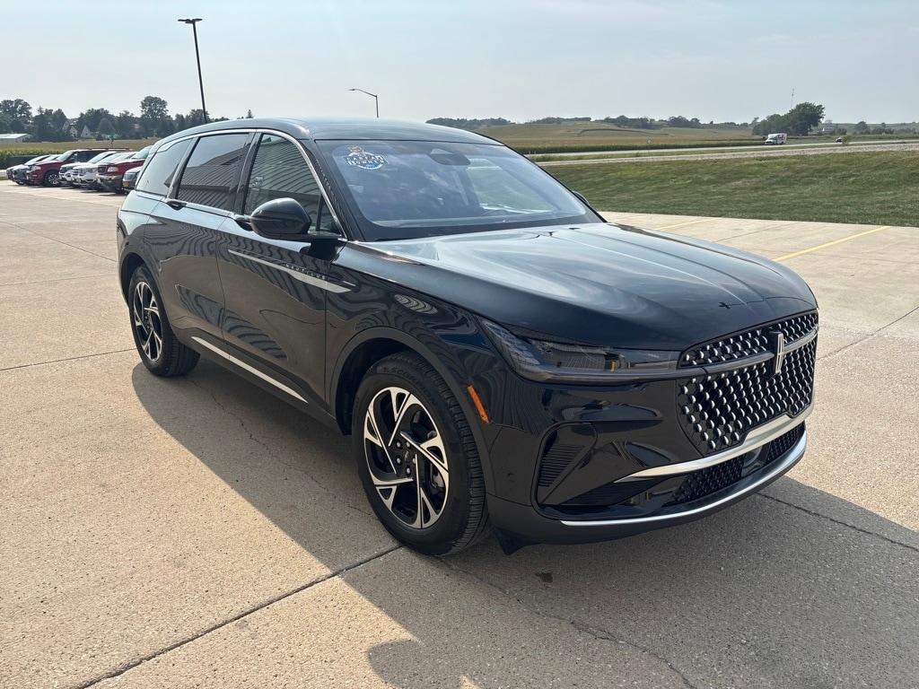 used 2024 Lincoln Nautilus car, priced at $46,500