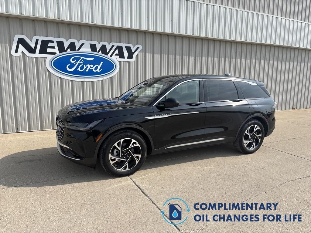 used 2024 Lincoln Nautilus car, priced at $46,500