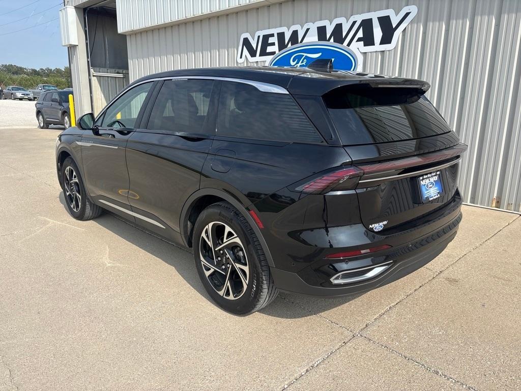 used 2024 Lincoln Nautilus car, priced at $46,500