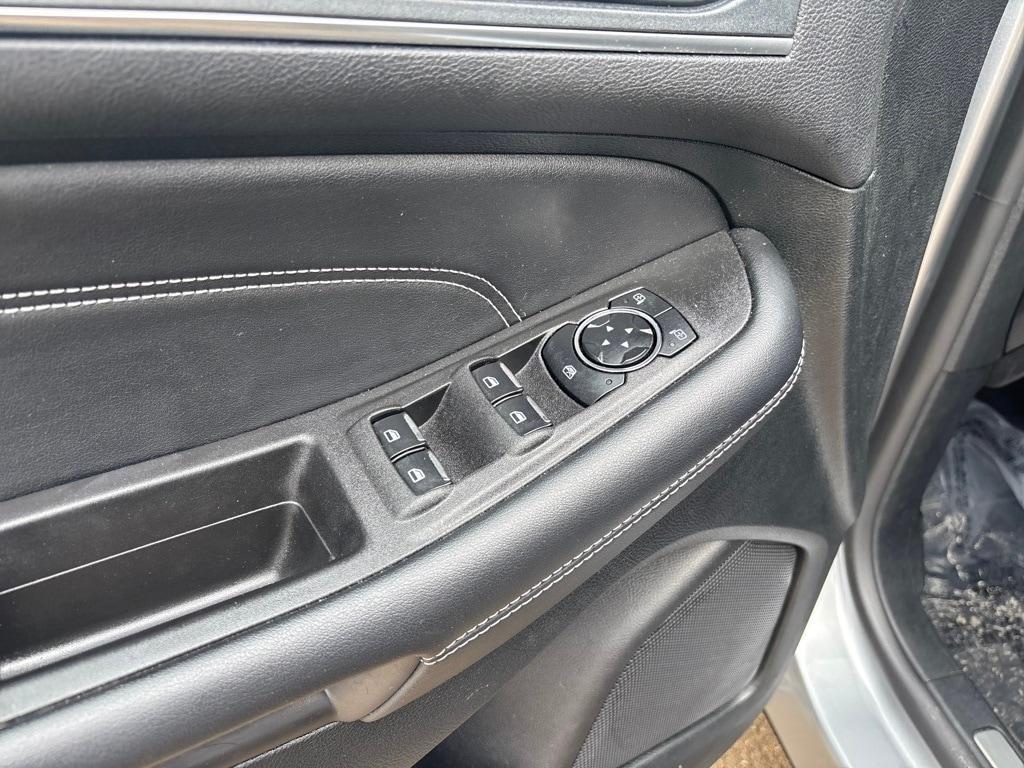 used 2024 Ford Edge car, priced at $28,564