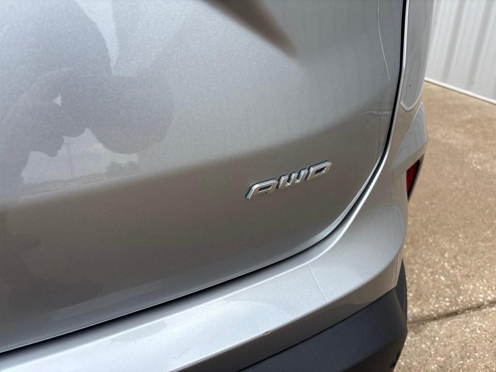 used 2024 Ford Edge car, priced at $28,564