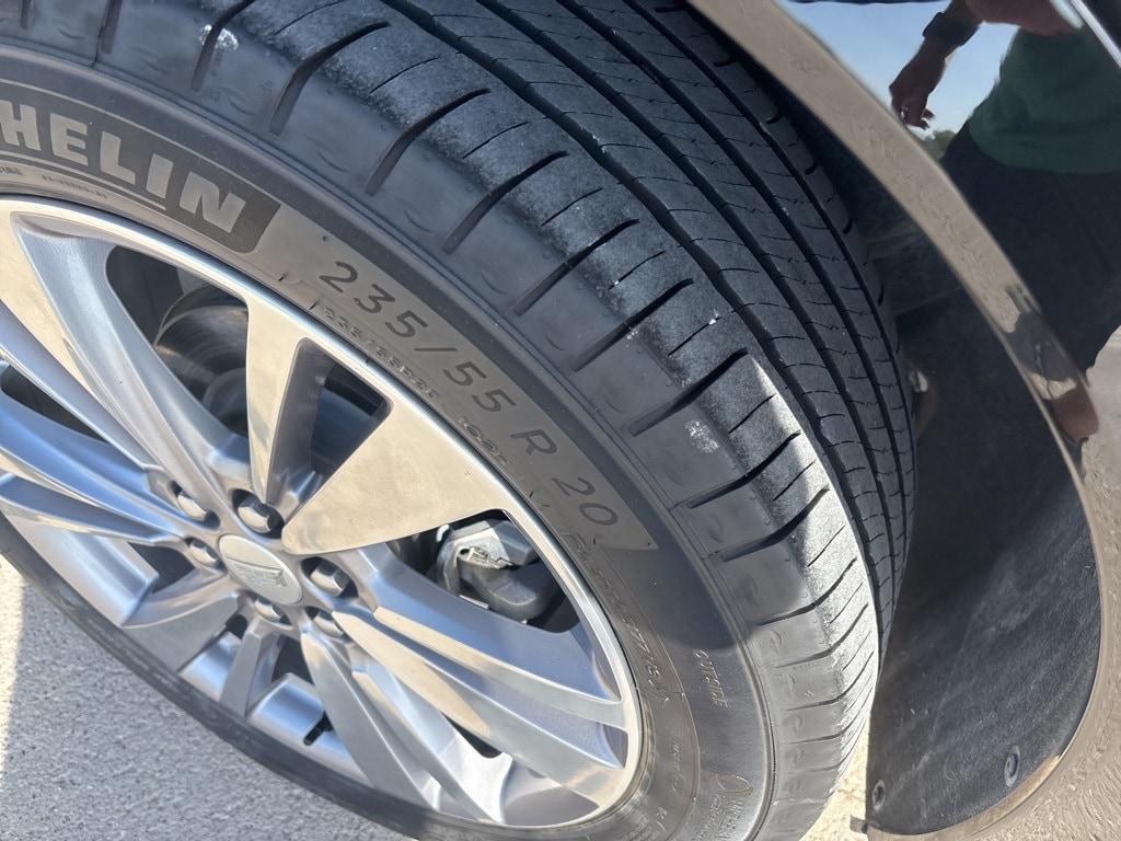 used 2024 Cadillac XT6 car, priced at $36,900