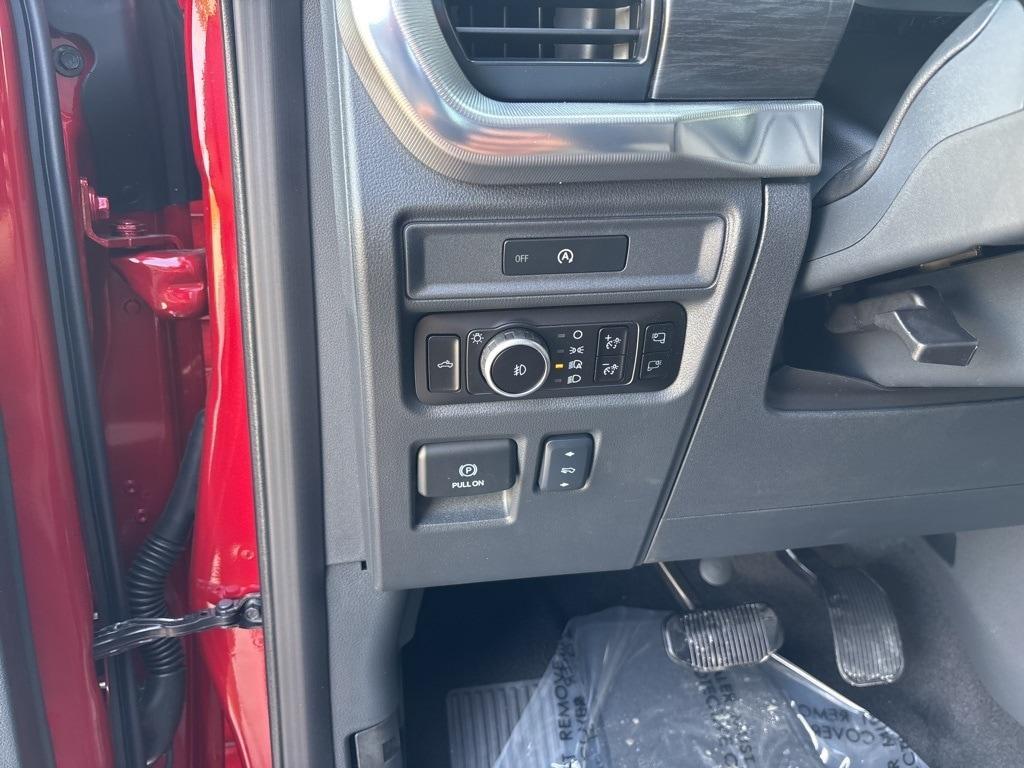 new 2025 Ford F-150 car, priced at $65,678
