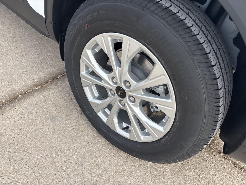 new 2025 Ford Escape car, priced at $27,648