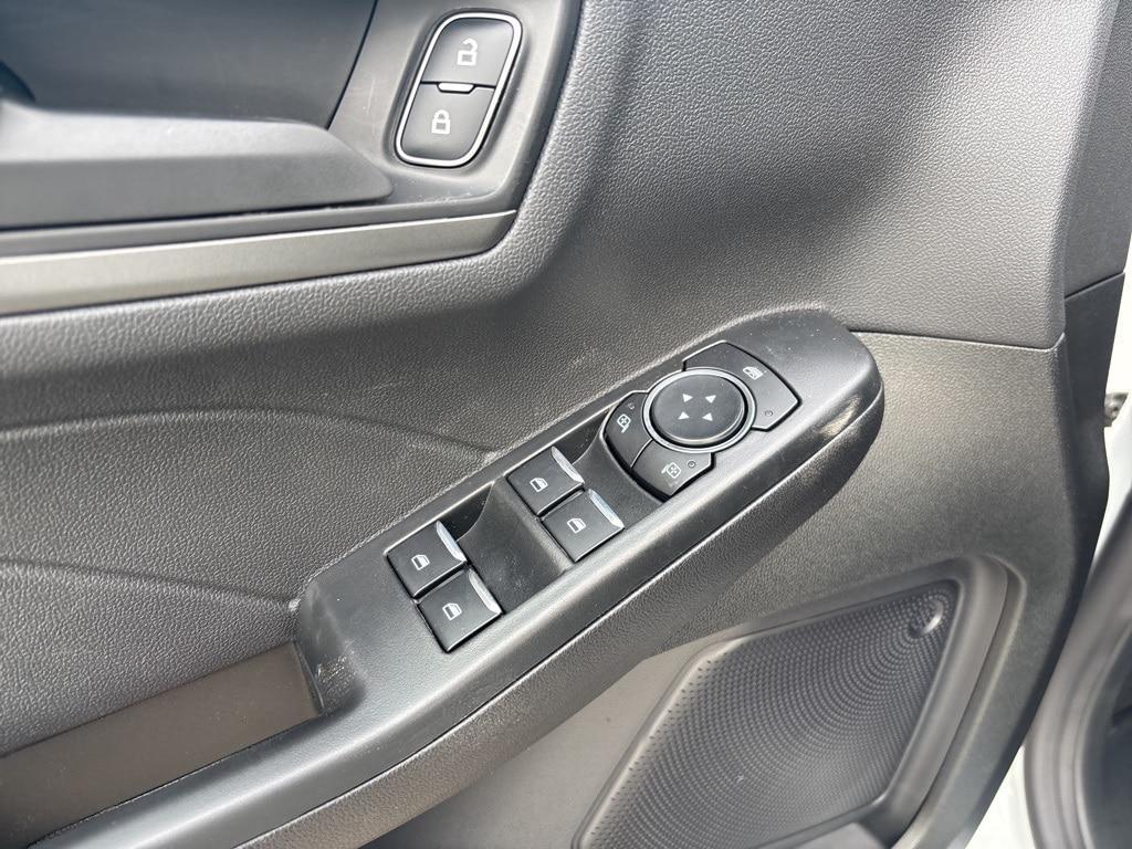 new 2025 Ford Escape car, priced at $27,648