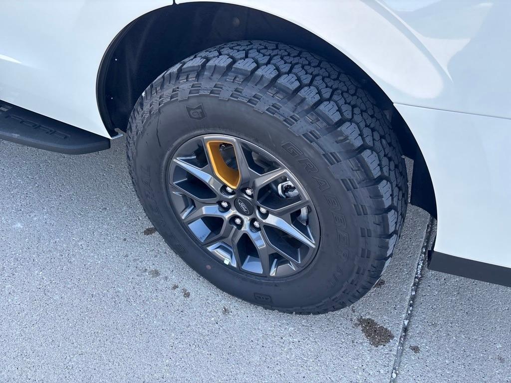 new 2025 Ford Expedition car, priced at $84,540
