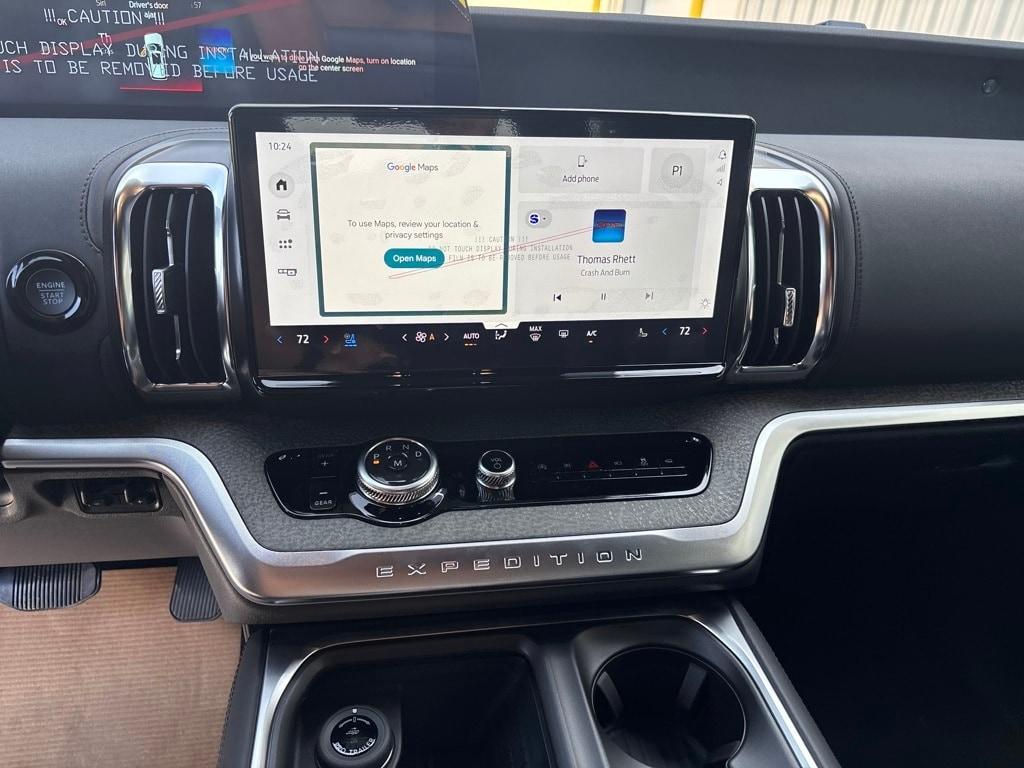 new 2025 Ford Expedition car, priced at $84,540