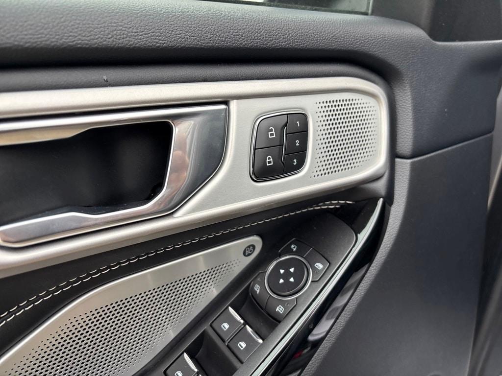 used 2022 Ford Explorer car, priced at $38,500