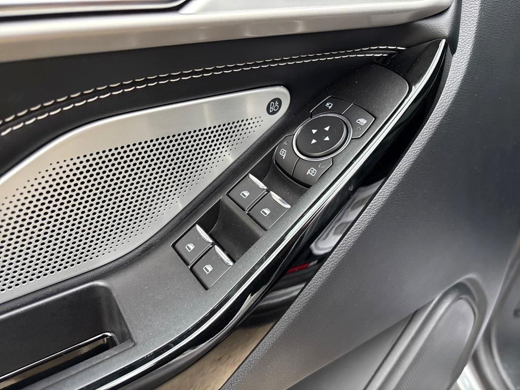 used 2022 Ford Explorer car, priced at $38,500