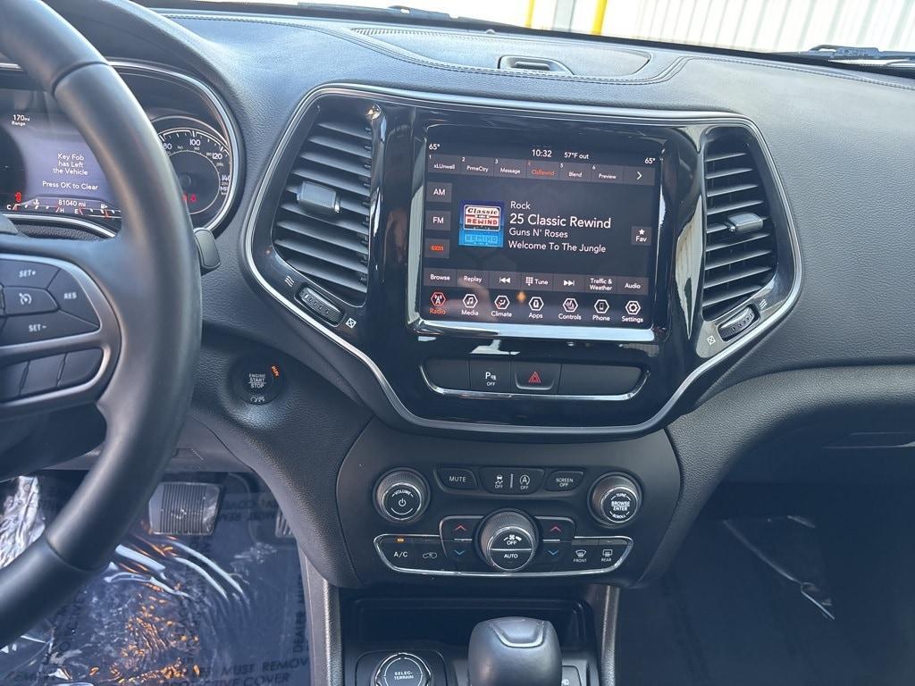 used 2019 Jeep Cherokee car, priced at $17,500