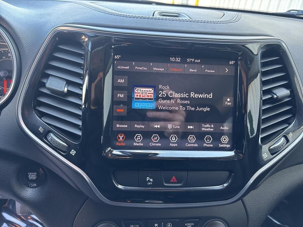 used 2019 Jeep Cherokee car, priced at $15,995