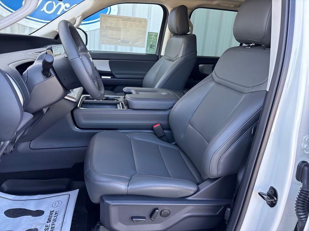 new 2025 Ford Expedition Max car, priced at $73,121