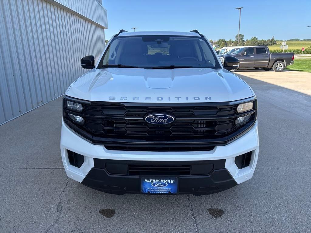 new 2025 Ford Expedition Max car, priced at $73,121