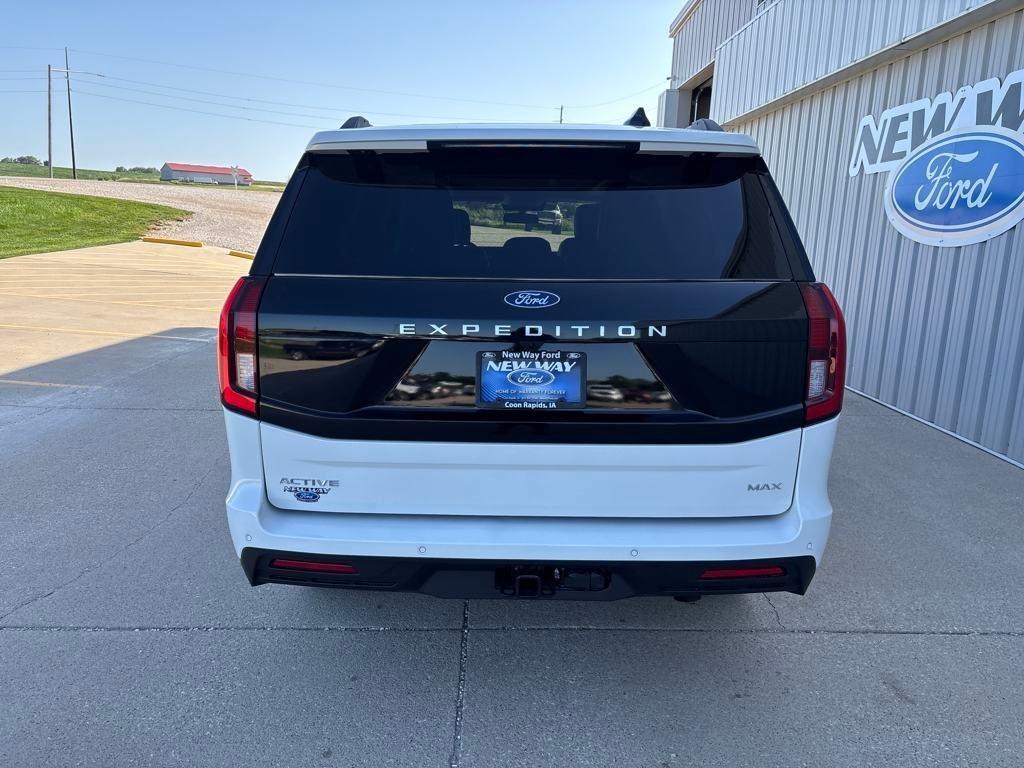 new 2025 Ford Expedition Max car, priced at $73,121